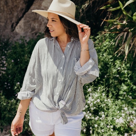 BNWOT CJLA “Tate” Long Sleeve Blouse - Picture 2 of 10